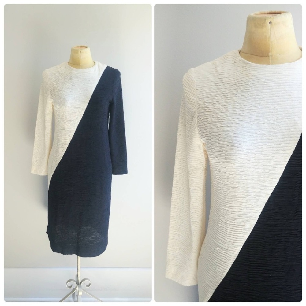 Vintage 1980s Black and White Colorblock Dress Midi Scrunchy Textured Ribbed
